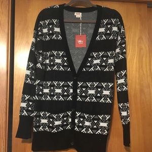 Tribal print super cozy cardigan!!
